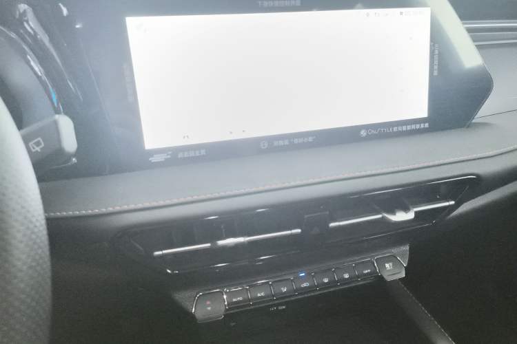 Used Oshan X7 PLUS 2022 1.5T Blue Whale Edition Automatic Geeker Navigation Model