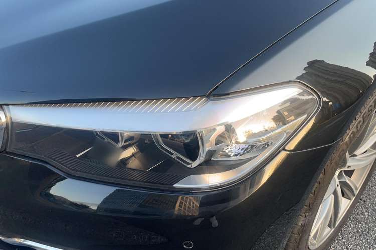 Used BMW 5 Series New Energy 2018 530Le Luxury Package
