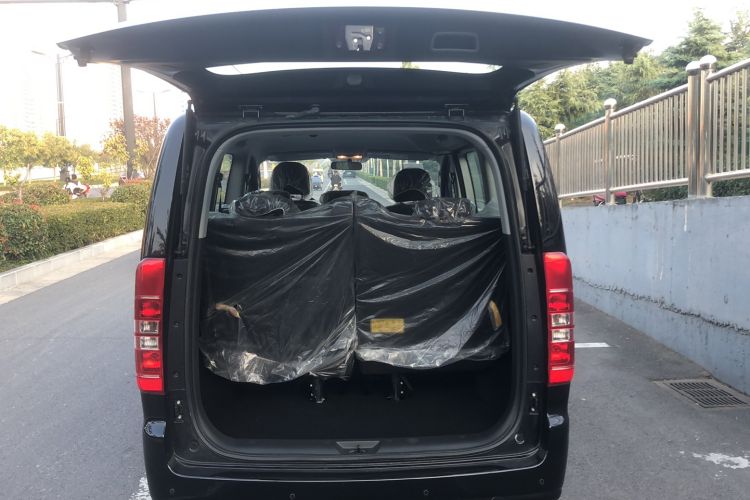 Used JAC Refine M3 2022 1.8L 7-seat Standard Edition