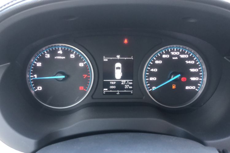 Used JAC Refine M3 2022 1.8L 7-seat Standard Edition