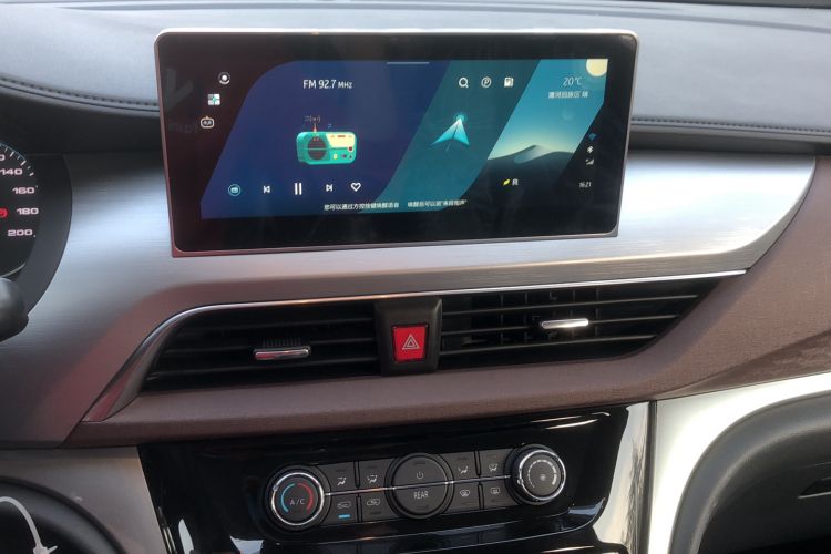 Used JAC Refine M3 2022 1.8L 7-seat Standard Edition