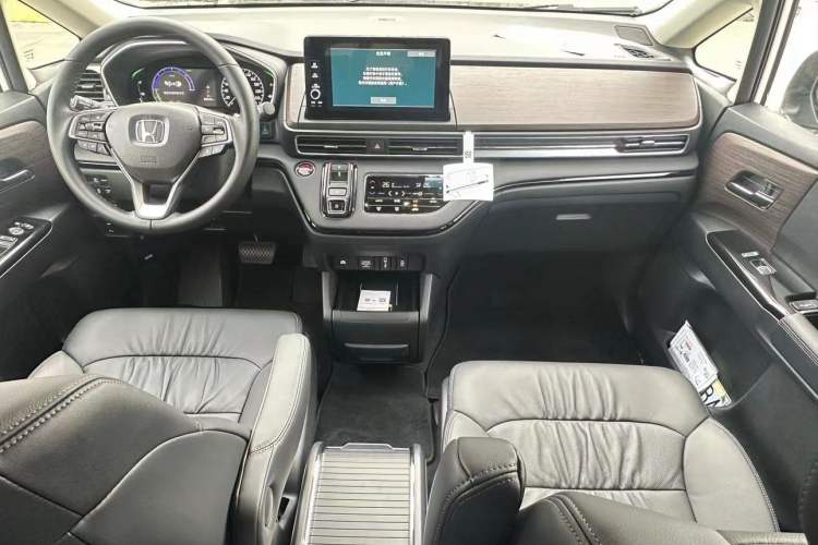 Used Honda Odyssey 2024 2.0L eHEV Sharp·Luxury Edition

