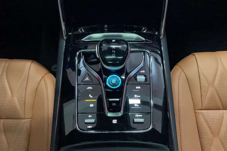 Used BYD Tang New Energy 2023 DM-i Champion Edition 112KM Prestige Model