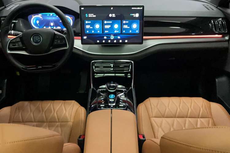 Used BYD Tang New Energy 2023 DM-i Champion Edition 112KM Prestige Model