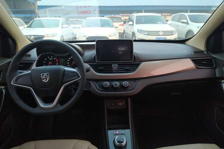 Used Baojun 310W 2020 1.5L Automatic Enjoyment Version China VI Emission Standard