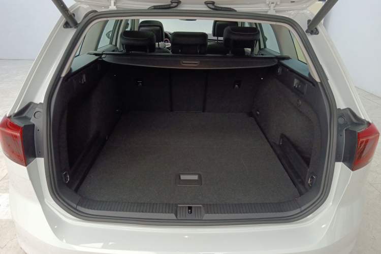 Used Volkswagen Variant 2021 2.0T Comfort Edition