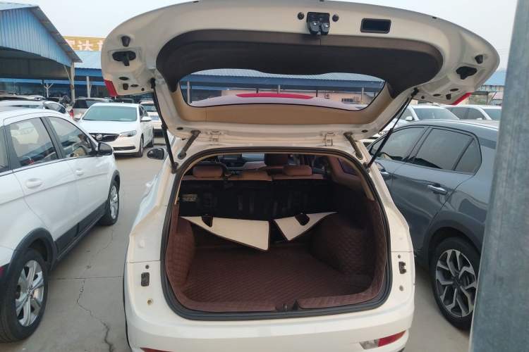 Used Baojun 310W 2020 1.5L Automatic Enjoyment Version China VI Emission Standard