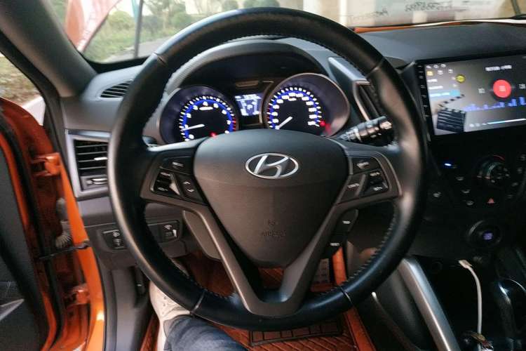 Used Hyundai Veloster 2012 1.6T Automatic Luxury Edition