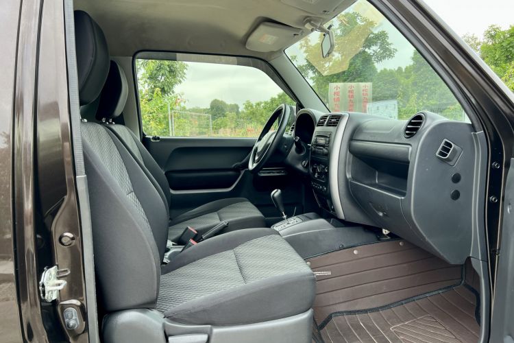 Used Suzuki Jimny 2015 1.3 AT JLX
