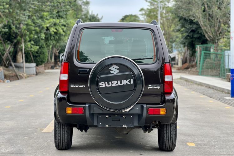 Used Suzuki Jimny 2015 1.3 AT JLX
