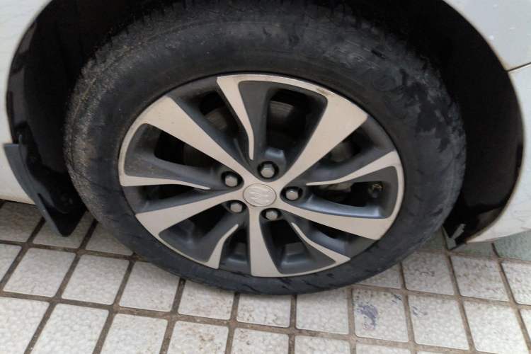 Used Buick Excelle GX 2018 18T Automatic Flagship Model
