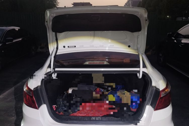 Used CHANGAN Eado 2012 1.6L Manual Luxury Version China IV Standard
