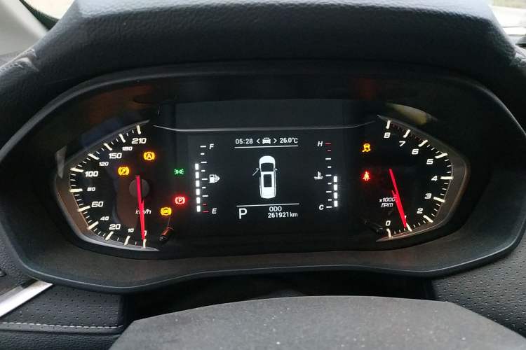 Used SAIC MAXUS G50 2019 1.5T Automatic Elite Edition China VI Standard
