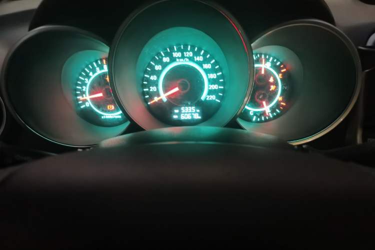 Used CHANGAN Eado 2012 1.6L Manual Luxury Version China IV Standard
