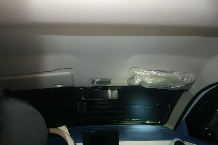 Used Dongfeng NAMMI BOX 2022 Light Wind Edition 201KM Lightning Model
