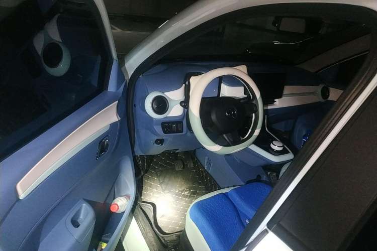 Used Dongfeng NAMMI BOX 2022 Light Wind Edition 201KM Lightning Model
