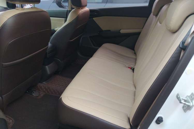 Used Baojun 310W 2020 1.5L Automatic Enjoyment Version China VI Emission Standard