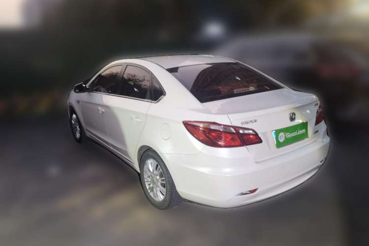 Used CHANGAN Eado 2012 1.6L Manual Luxury Version China IV Standard
