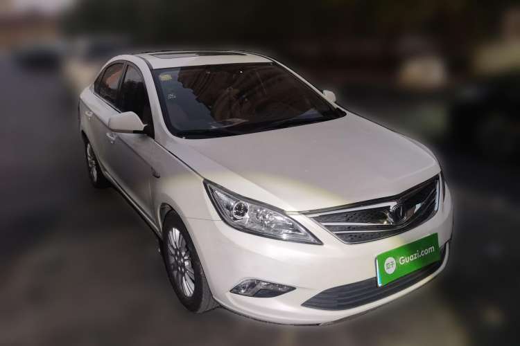 Used CHANGAN Eado 2012 1.6L Manual Luxury Version China IV Standard
