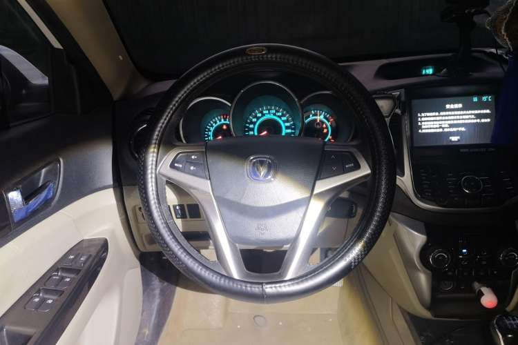 Used CHANGAN Eado 2012 1.6L Manual Luxury Version China IV Standard
