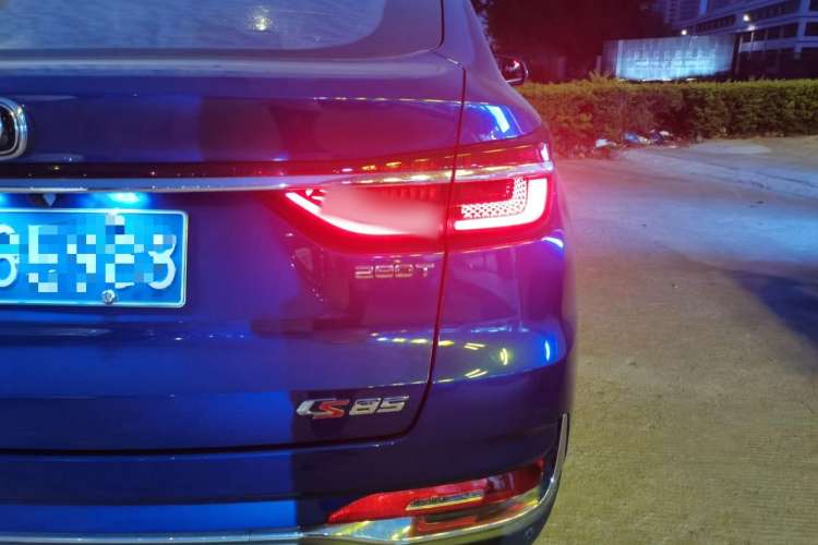 Used Changan CS85 COUPE 2019 1.5T DCT Version China VI Standard
