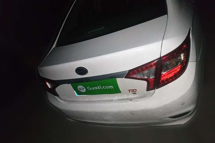 Used BYD G5 2014 1.5TID Automatic Prestige Model
