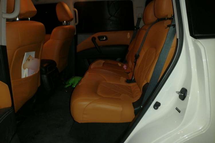 Used Nissan Patrol 2018 4.0L LinkedIn Edition Left Rear Seat