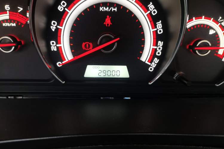 Used Baojun 630 2013 1.5L manual Comfort trim