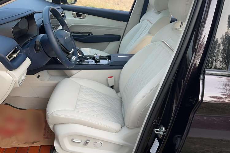 Used Wuling Victory 2023 2.0L DHT Luxury Edition