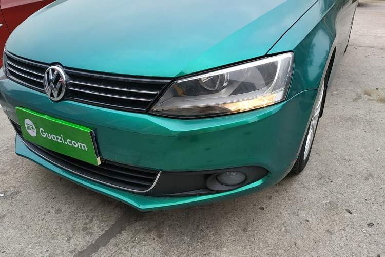 Used Volkswagen Sagitar 2014 Revised Version 1.4TSI Automatic Luxury Edition
