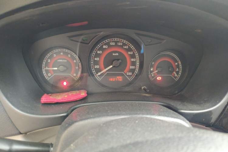 Used Soueast V3 Lingyue 2012 1.5L Manual Flagship Edition