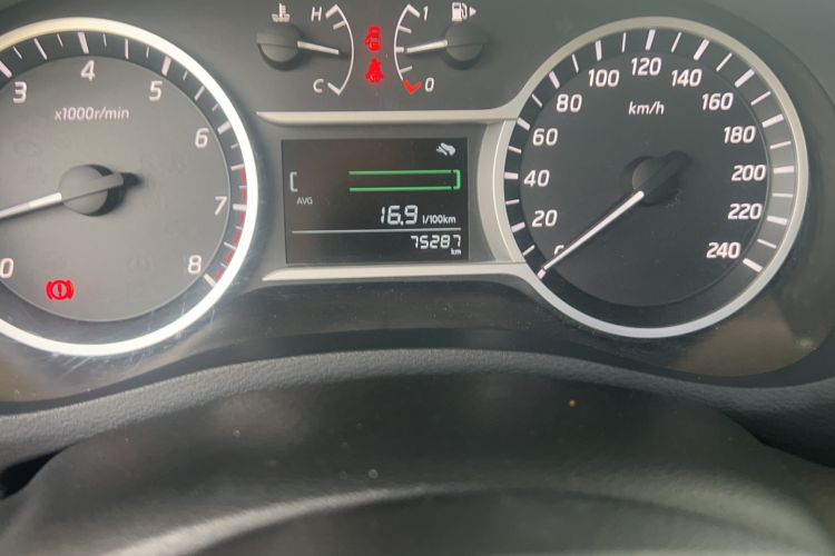 Used Nissan Lannia 2016 1.6L Manual Cool Edition
