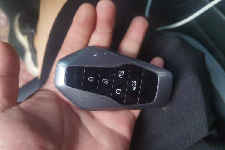 Used Hycan Z03 2022 620 km Range Trendy Cool Version 160 kW 76.8 kWh