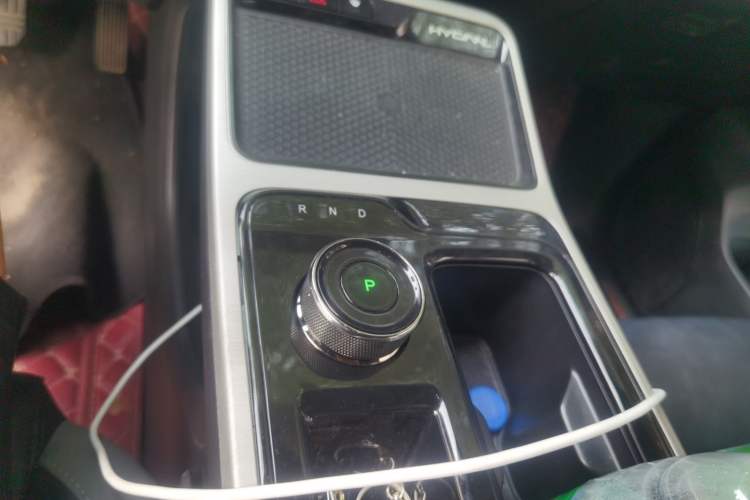 Used Hycan Z03 2022 620 km Range Trendy Cool Version 160 kW 76.8 kWh