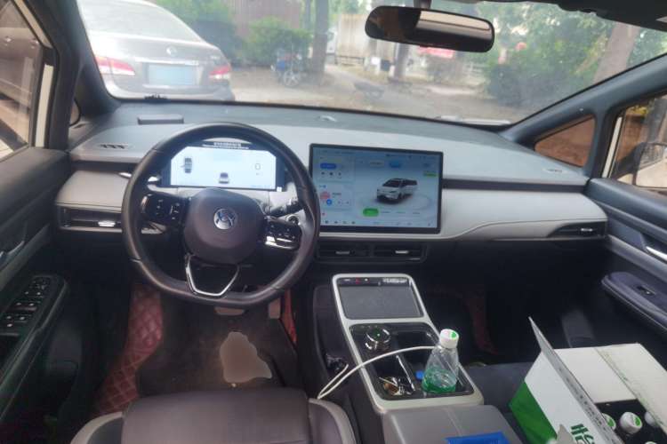 Used Hycan Z03 2022 620 km Range Trendy Cool Version 160 kW 76.8 kWh