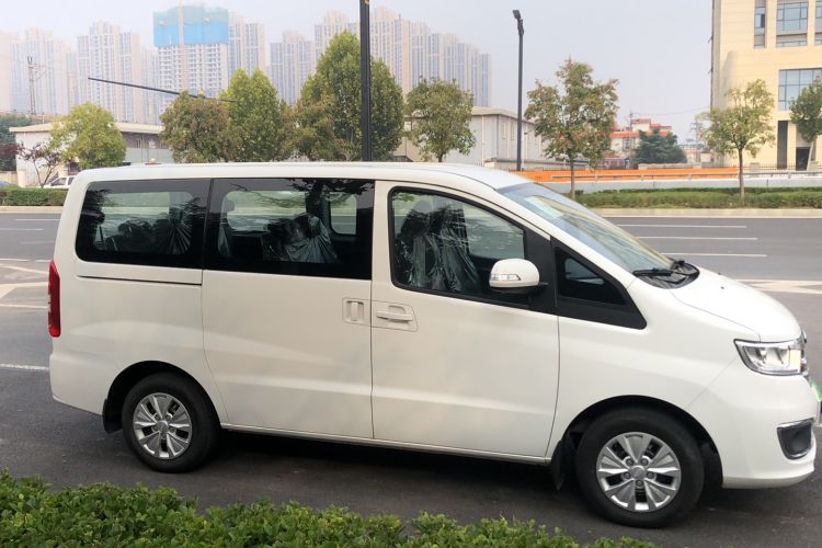 Used JAC Refine M3 2022 1.8L 7-seat Standard Edition