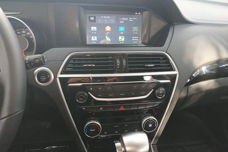 Used Leopaard CS10 2016 2.0T Automatic Luxury Version
