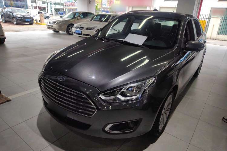 Used Ford Escort 2015 1.5L Automatic Fashion Model