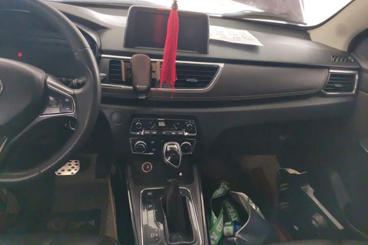 Used Dongfeng Fengon 370 2018 S370 1.5L CVT Luxury 7-Seater