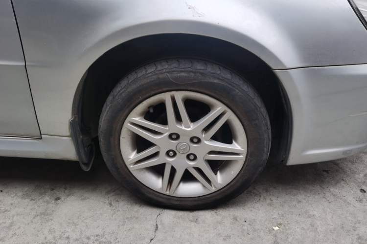 Used Soueast V3 Lingyue 2010 1.5L CVT Flagship Edition
