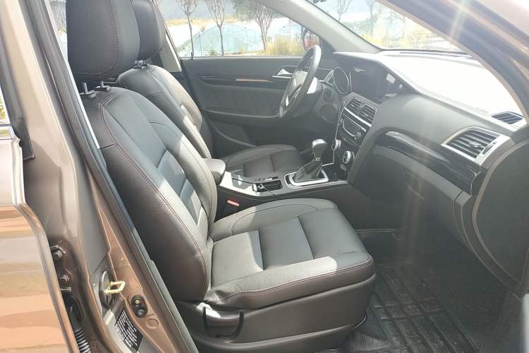 Used Leopaard CS10 2016 2.0T Automatic Luxury Version
