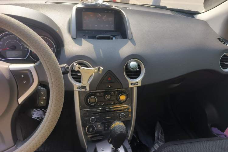 Used Renault Koleos 2014 2.0L Two-Wheel Drive Fashion Edition