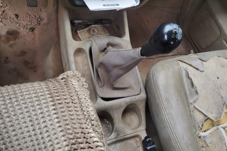 Used Dongfeng Ruichi 2013 2.5T Diesel Two-Wheel-Drive Standard Version ZD25TCI