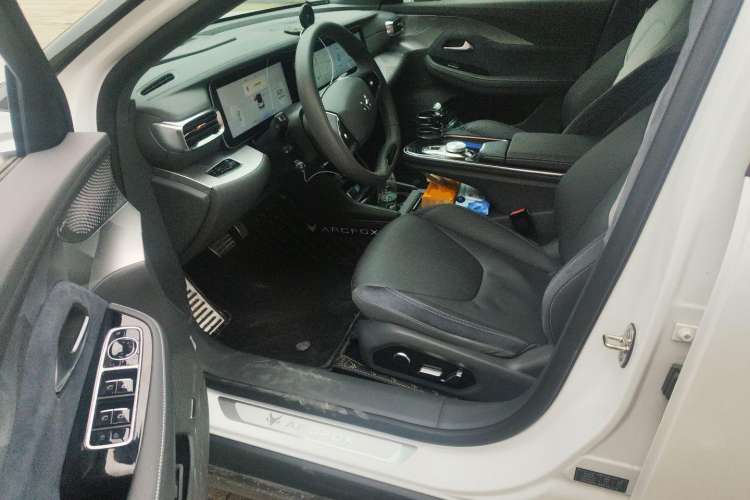 Used ARCFOX Alpha S 2022 525S 175kW
