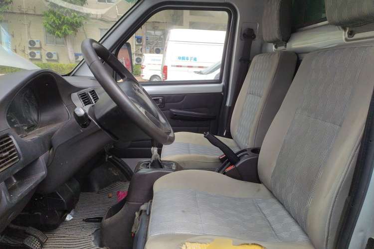 Used Wuling Zhiguang Small Truck 2016 1.2L Single-Row LSI