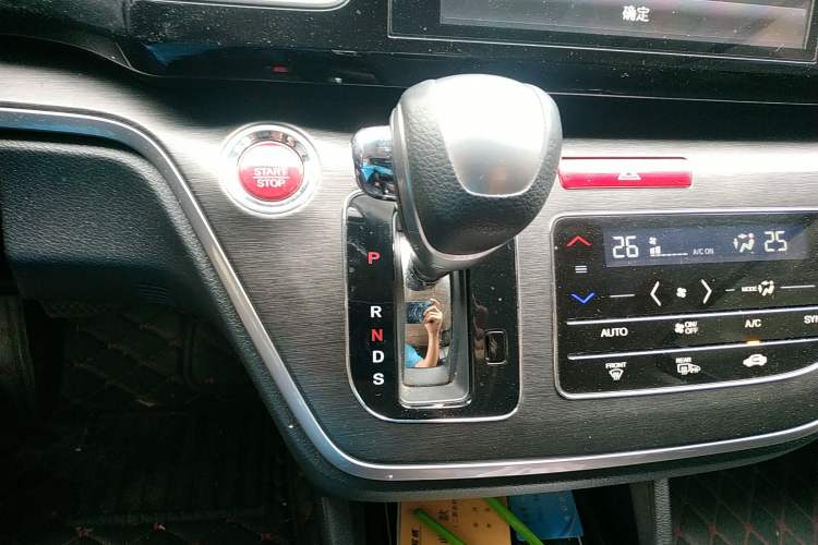 Used Honda Elysion 2016 2.4L Luxury Edition