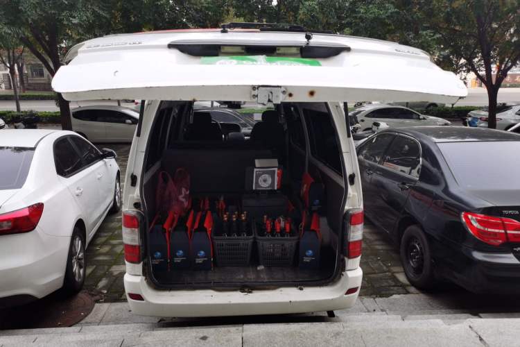 Used Jinbei Hiace 2014 2.0L 5th Generation Kuaiyunwang Business Version 4G20B
