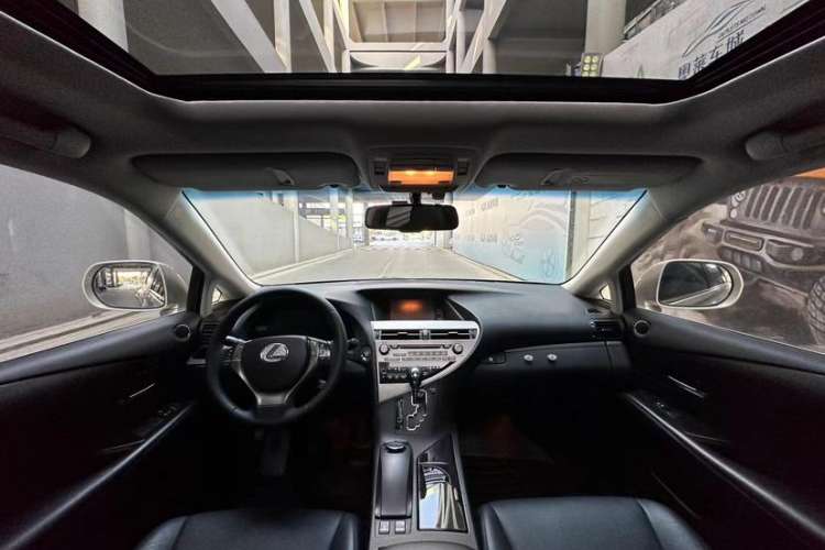 Used Lexus RX Classic 2012 270 Elegant Edition
