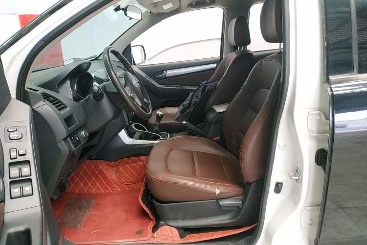 Used Isuzu TAGA 2018 3.0T Two-Wheel Drive Ultra-Luxury Version
