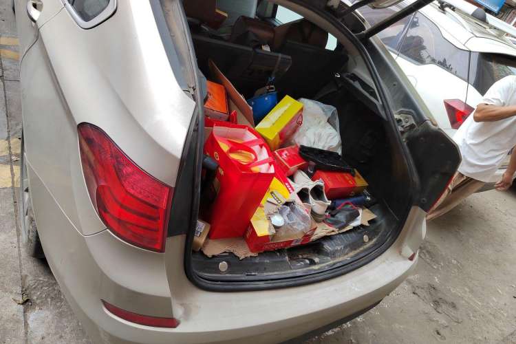 Used BMW 5 Series GT 2010 535i Leading Model
